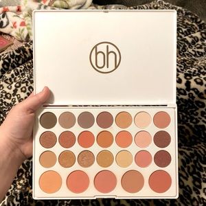 BH COSMETICS "Nouveau Neutrals" Palette